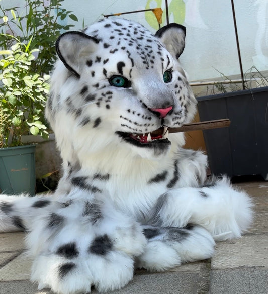 [Premade] Realistic fursuit head movable jaw snow leopard with paws and tail cosplay costume mask